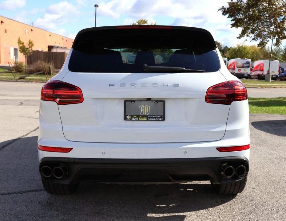 2017 Porsche 958 Cayenne - Image 6 of 20