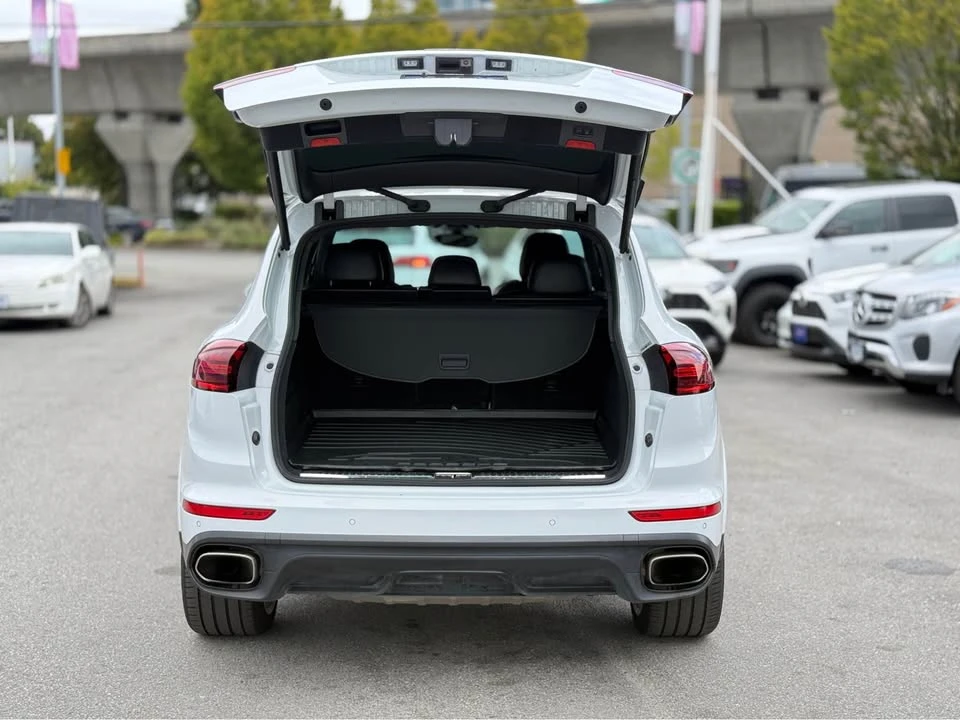 2017 Porsche 958 Cayenne - Image 6 of 20