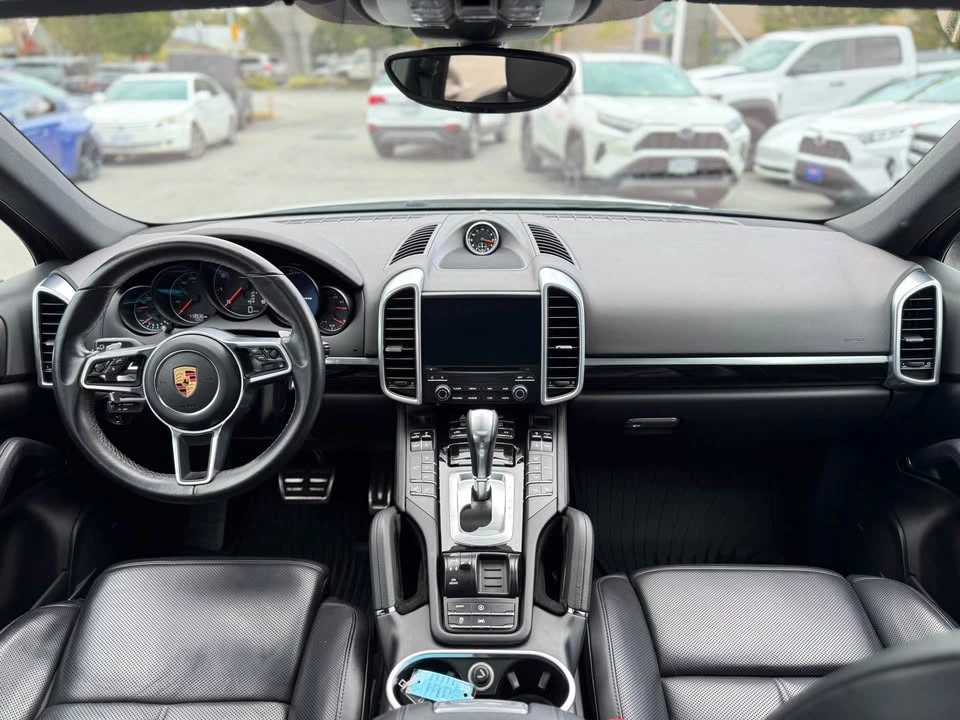 2017 Porsche 958 Cayenne - Image 14 of 20
