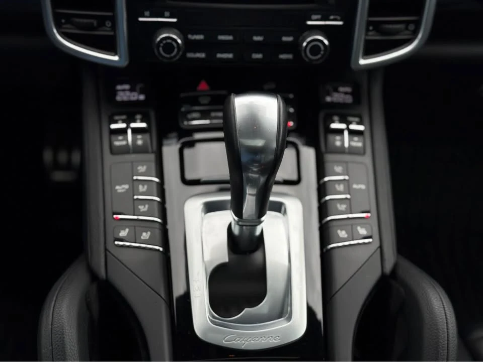 2017 Porsche 958 Cayenne - Image 18 of 20