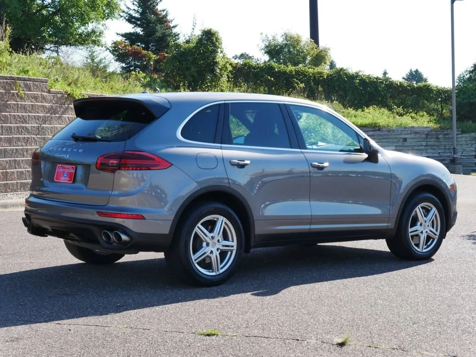 2017 Porsche 958 Cayenne S - Image 4 of 8
