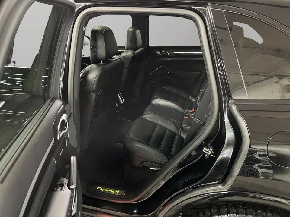 2017 Porsche 958 Cayenne S - Image 18 of 20