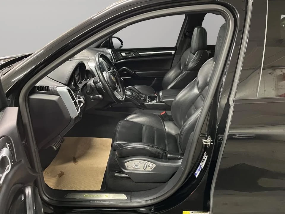 2017 Porsche 958 Cayenne S - Image 17 of 20