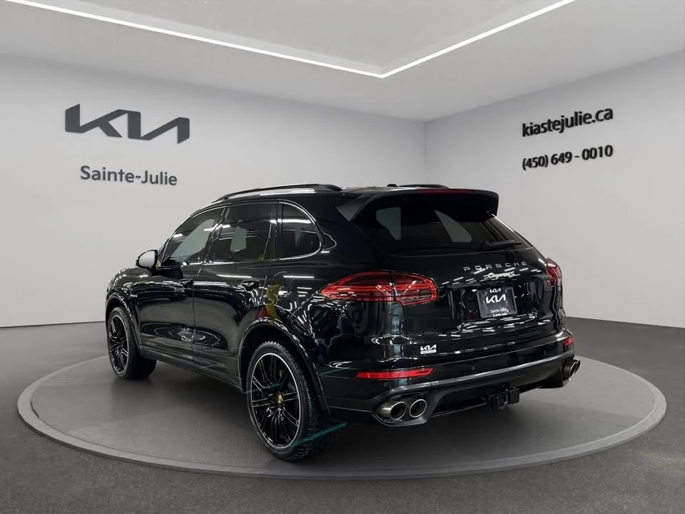 2017 Porsche 958 Cayenne S - Image 5 of 20