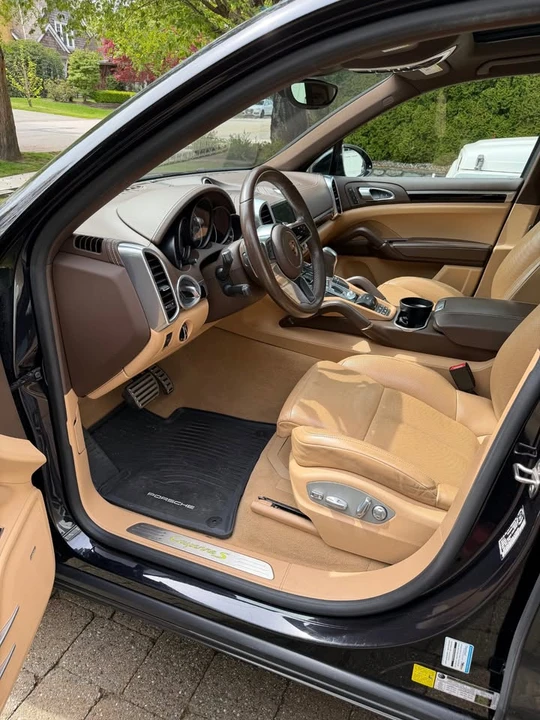 2017 Porsche 958 Cayenne S - Image 5 of 12