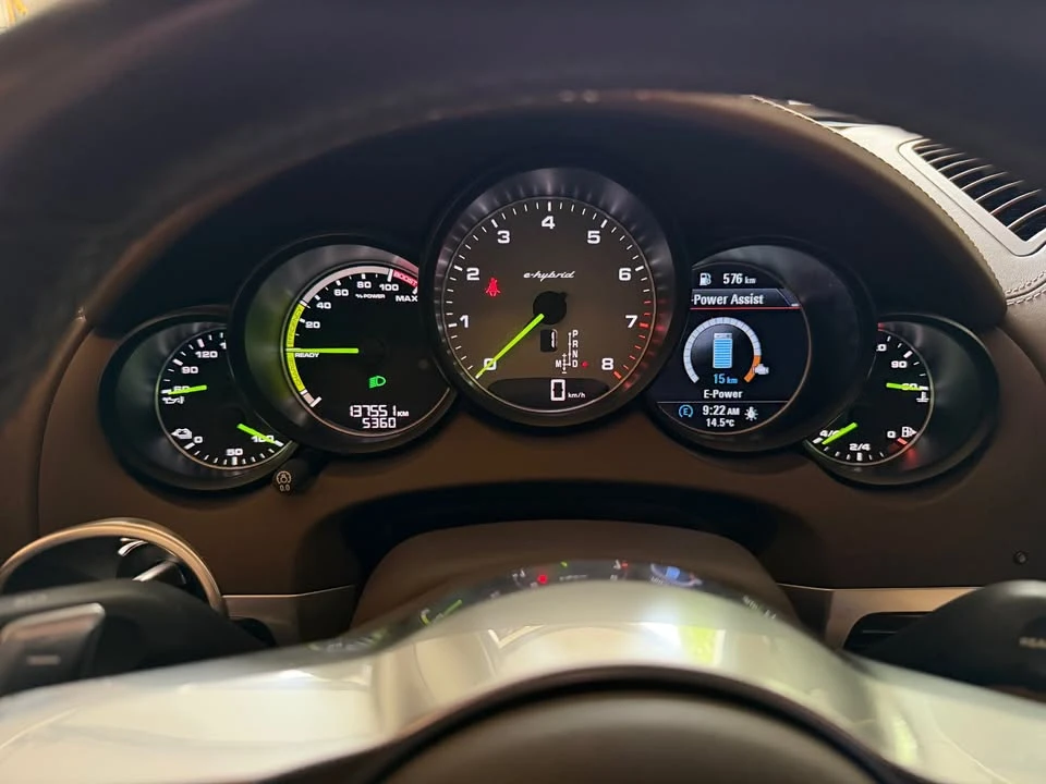 2017 Porsche 958 Cayenne S - Image 7 of 12