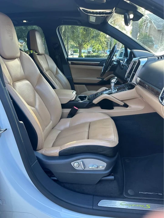 2017 Porsche 958 Cayenne - Image 15 of 20