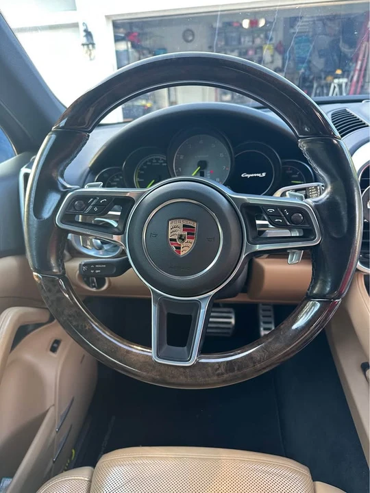 2017 Porsche 958 Cayenne - Image 13 of 20