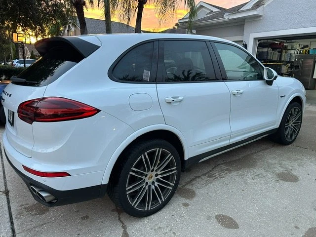 2017 Porsche 958 Cayenne - Image 6 of 20