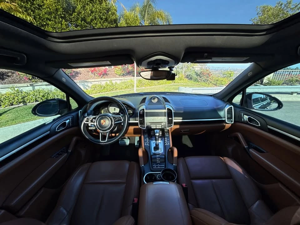2017 Porsche 958 Cayenne S - Image 12 of 20