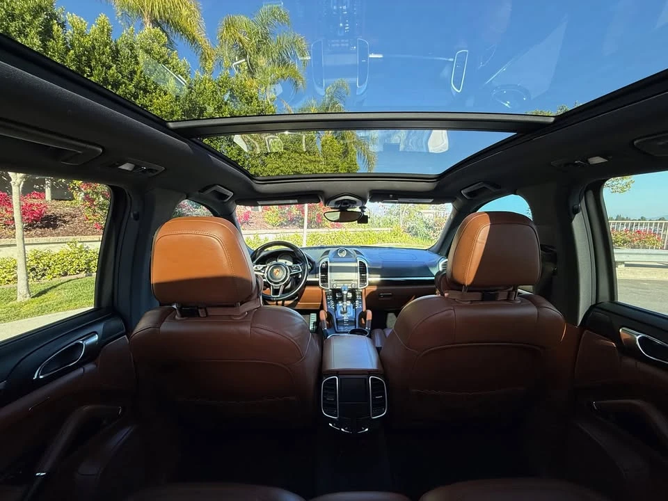 2017 Porsche 958 Cayenne S - Image 14 of 20