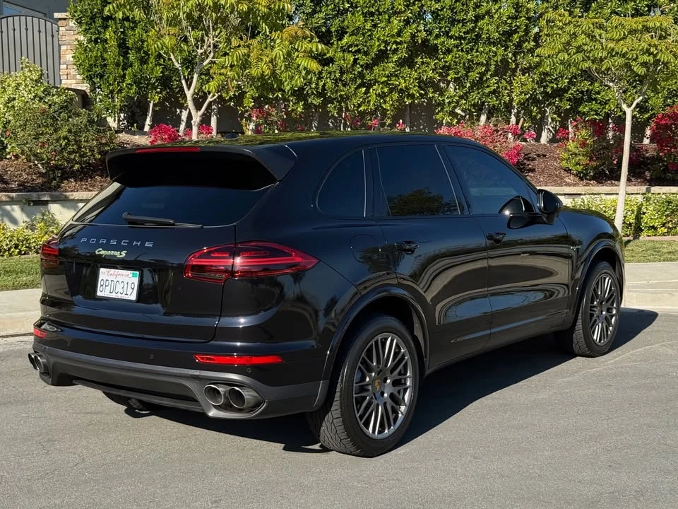 2017 Porsche 958 Cayenne S - Image 5 of 20