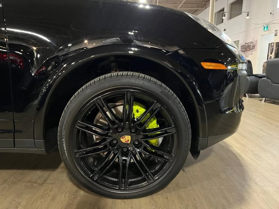 2017 Porsche 958 Cayenne S - Image 5 of 14