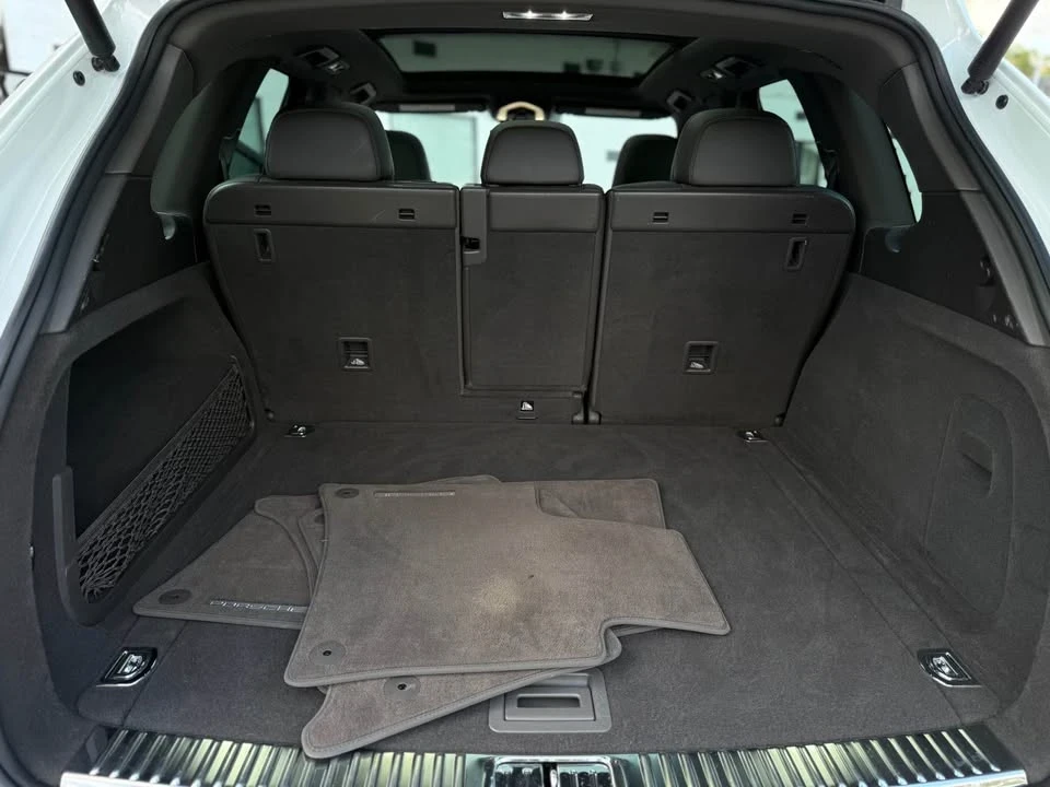 2017 Porsche 958 Cayenne - Image 14 of 15