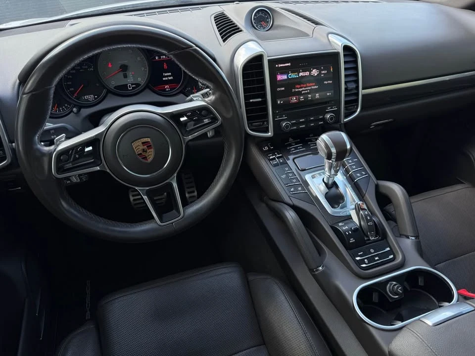 2017 Porsche 958 Cayenne - Image 7 of 15