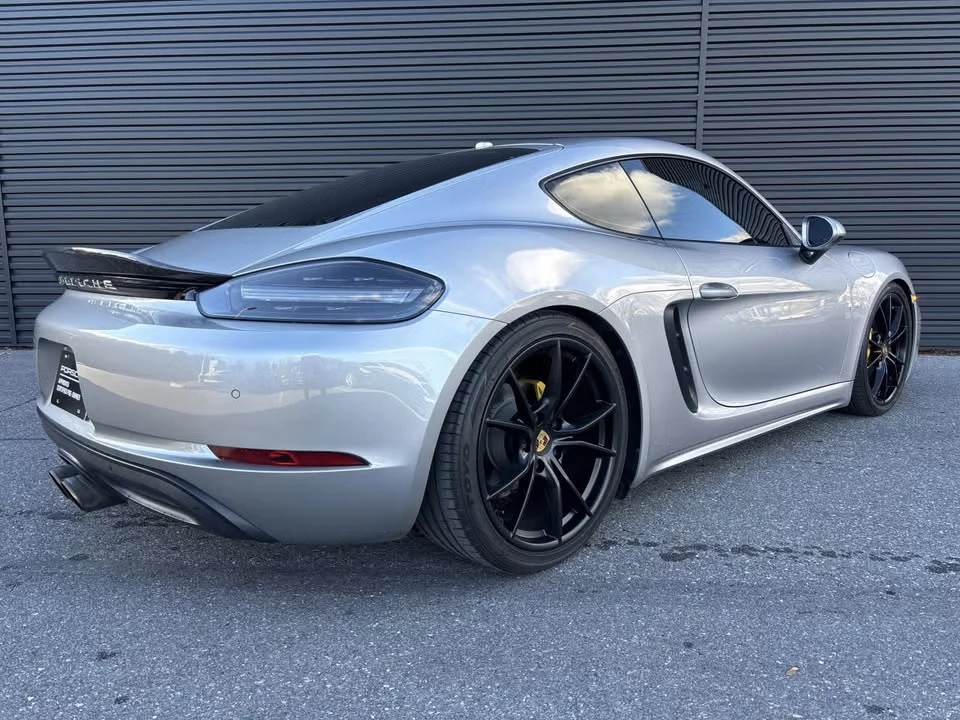 2017 Porsche 718 Cayman - Image 4 of 15