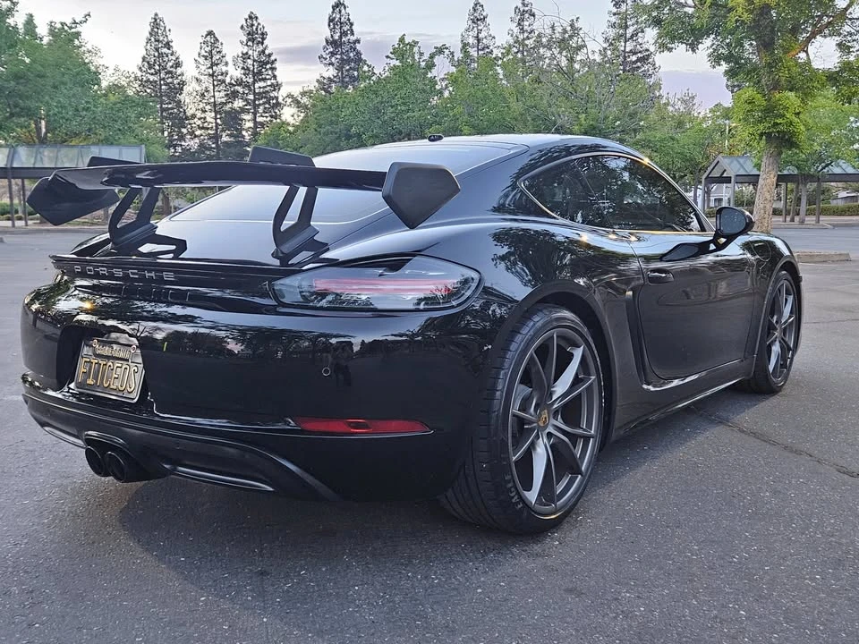 2017 Porsche 718 Cayman - Image 8 of 15