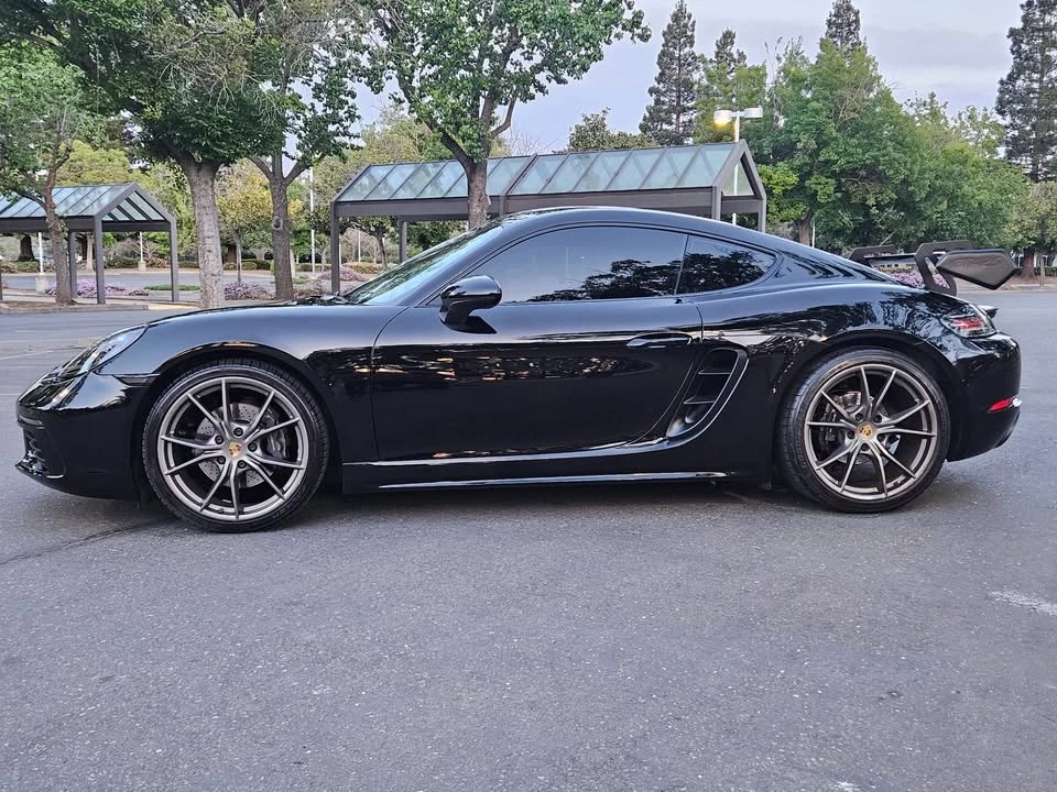 2017 Porsche 718 Cayman - Image 4 of 15