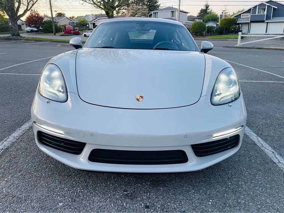 2017 Porsche 718 Cayman - Image 9 of 15