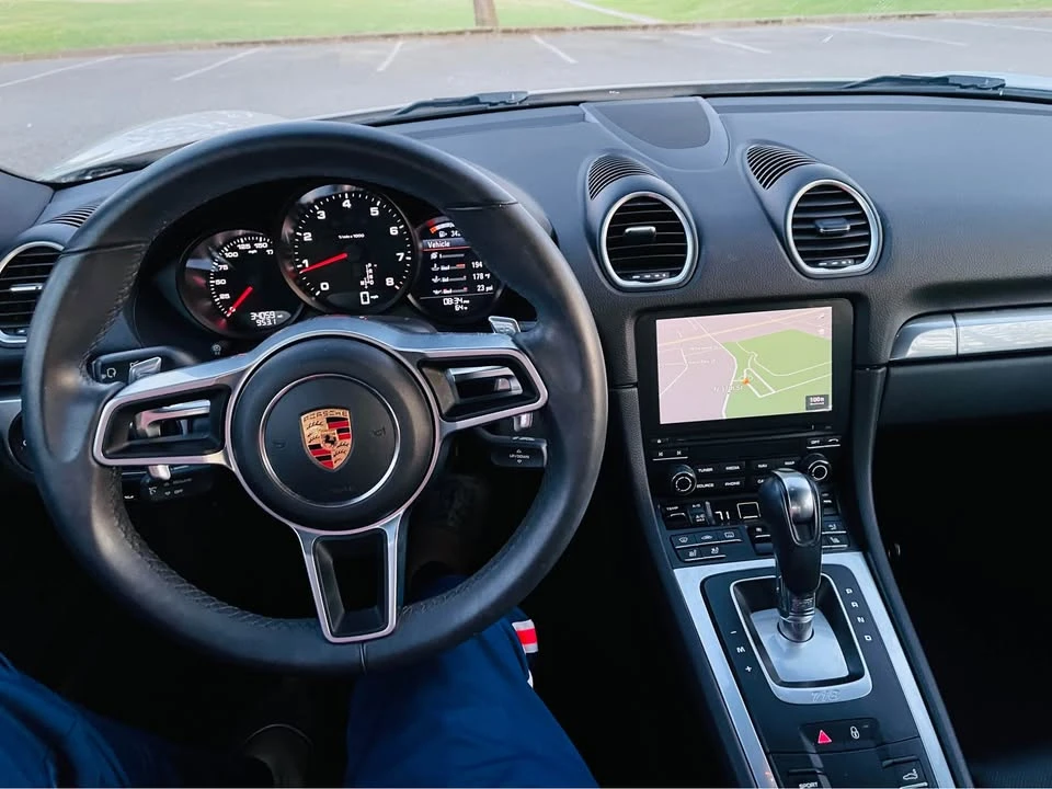 2017 Porsche 718 Cayman - Image 15 of 15