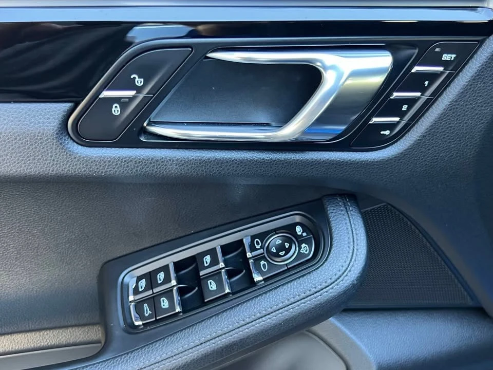 2017 Porsche Macan S - Image 13 of 20