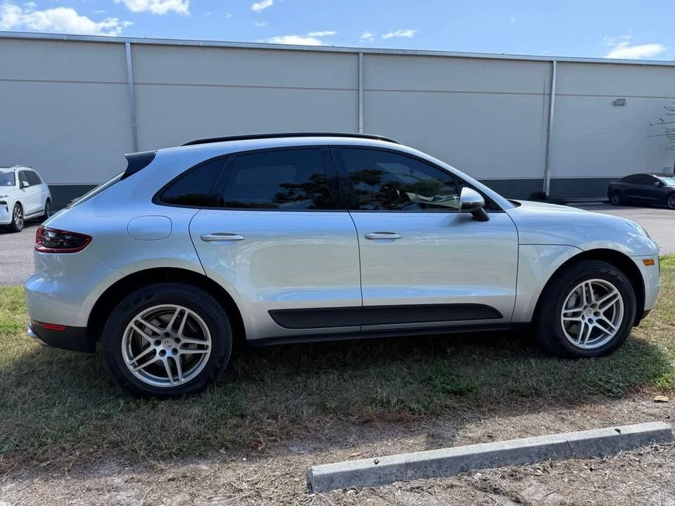2017 Porsche Macan - Image 7 of 19