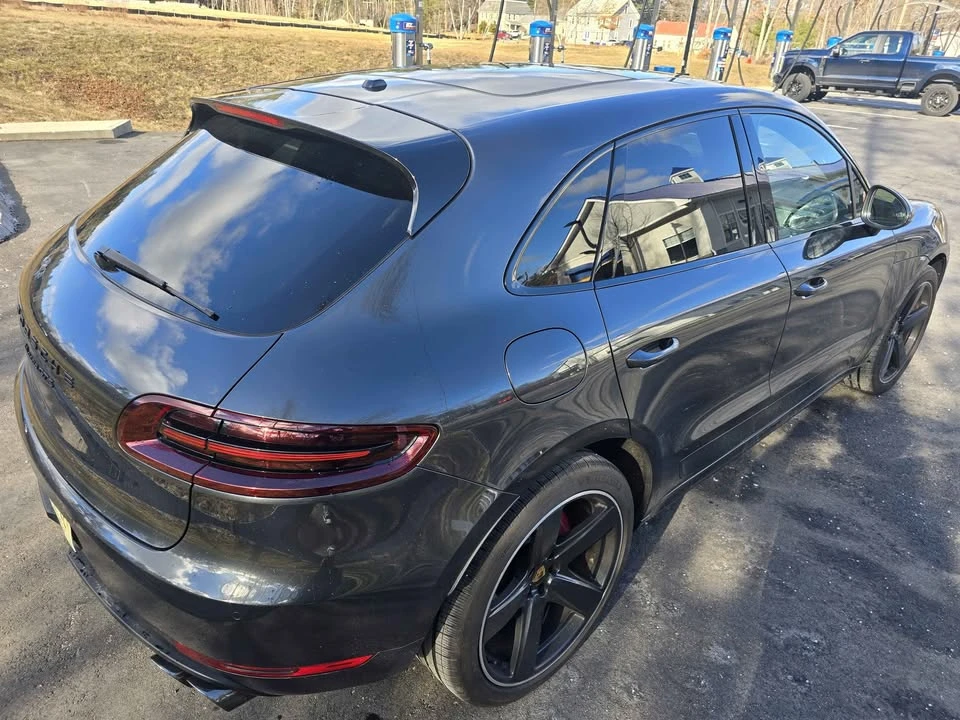 2017 Porsche Macan GTS - Image 10 of 16