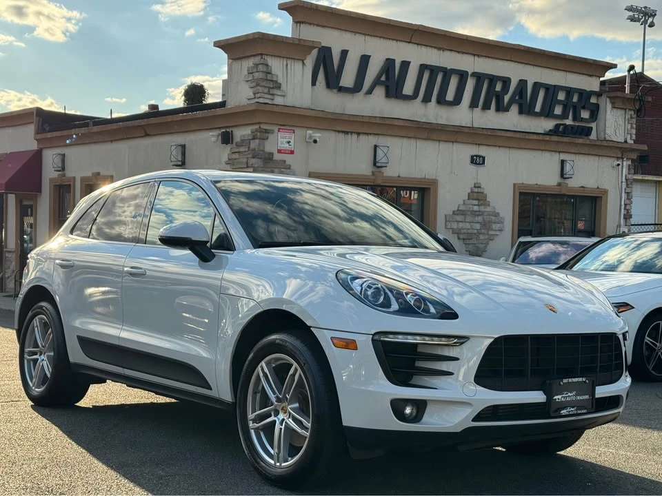 2017 Porsche Macan - Image 4 of 20