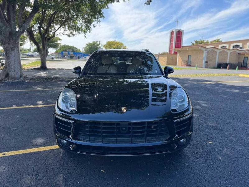 2017 Porsche Macan - Image 2 of 10