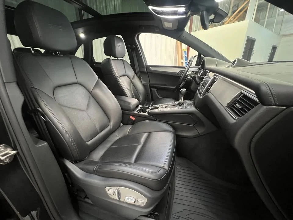 2017 Porsche Macan GTS - Image 5 of 20
