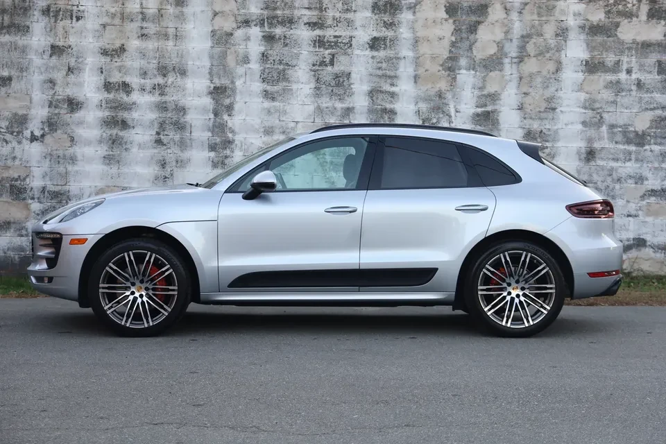 2017 Porsche Macan - Image 4 of 18