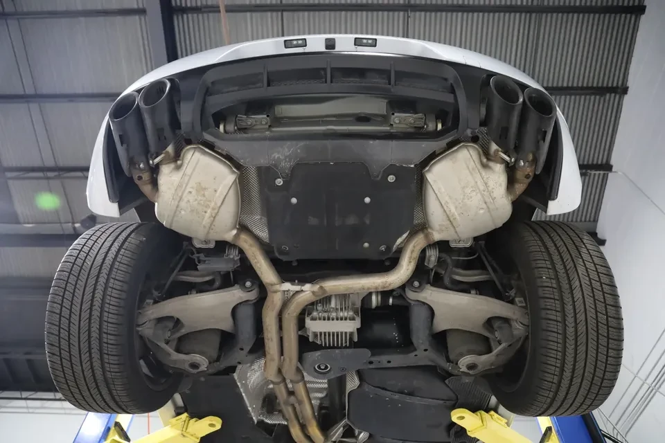 2017 Porsche Macan - Image 18 of 18