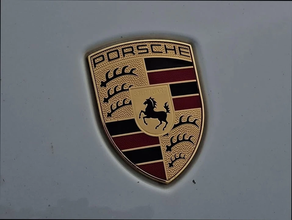 2017 Porsche Macan - Image 6 of 19