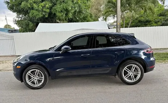 2017 Porsche Macan