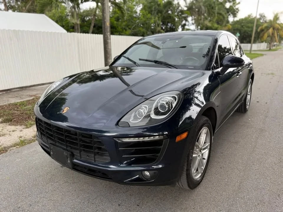 2017 Porsche Macan - Image 8 of 19