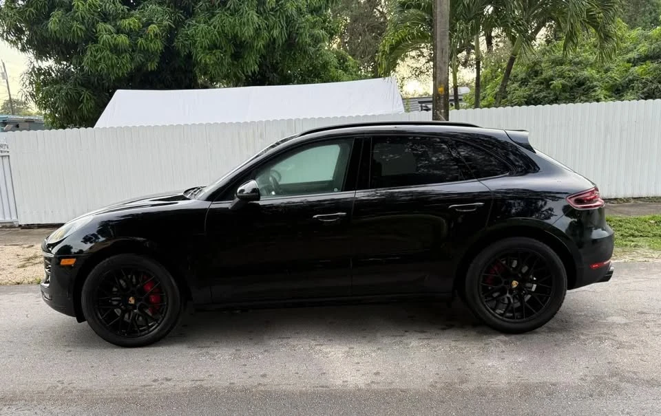 2017 Porsche Macan - Image 9 of 19