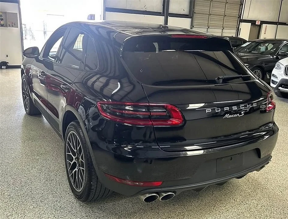 2017 Porsche Macan - Image 3 of 8