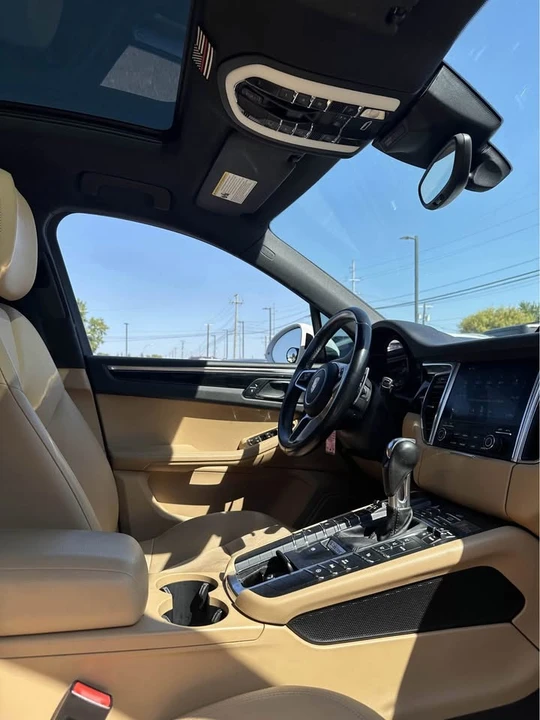 2017 Porsche Macan S - Image 9 of 10