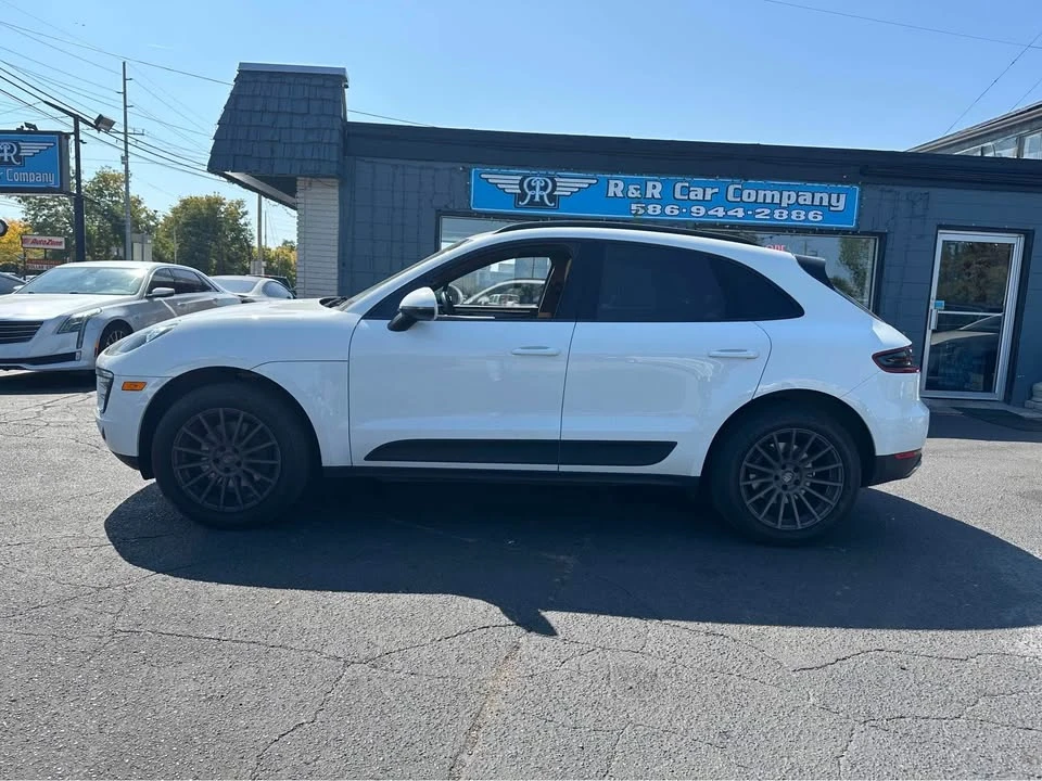 2017 Porsche Macan S - Image 4 of 10