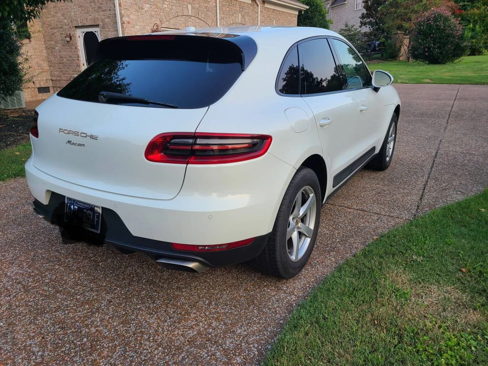2017 Porsche Macan - Image 3 of 13