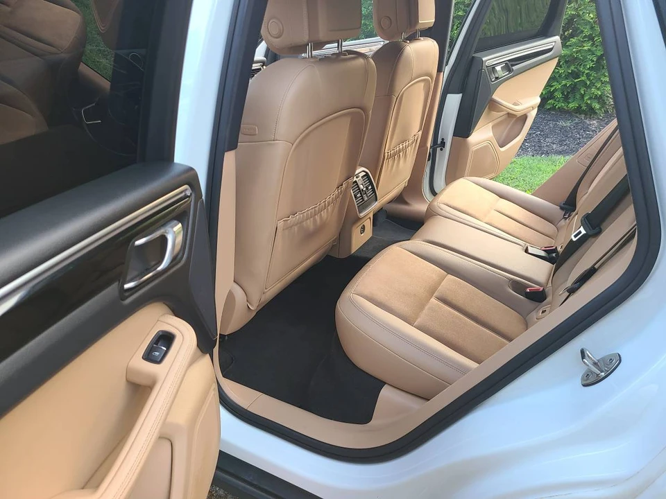 2017 Porsche Macan - Image 5 of 13