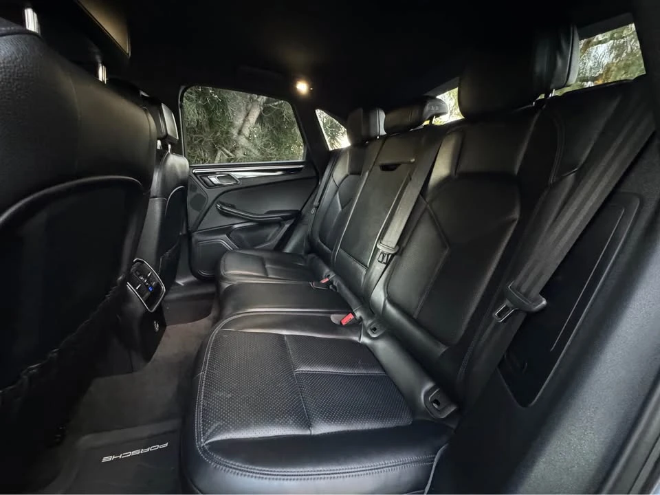 2017 Porsche Macan - Image 14 of 20