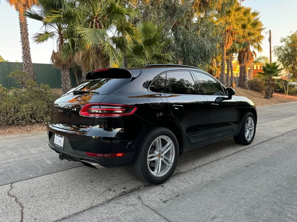 2017 Porsche Macan - Image 5 of 20