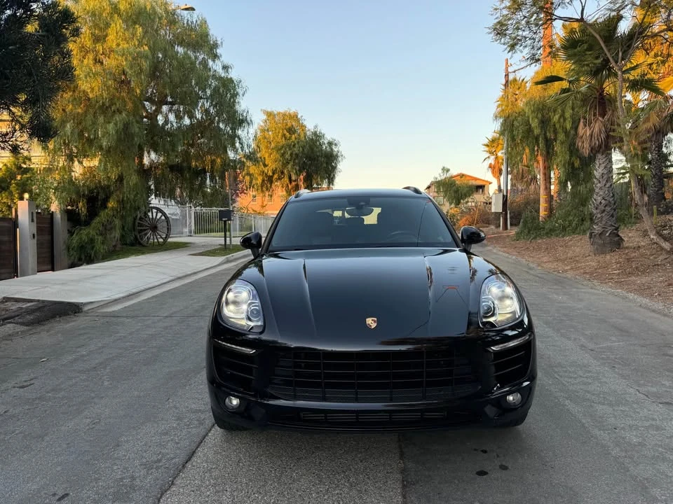 2017 Porsche Macan - Image 11 of 20
