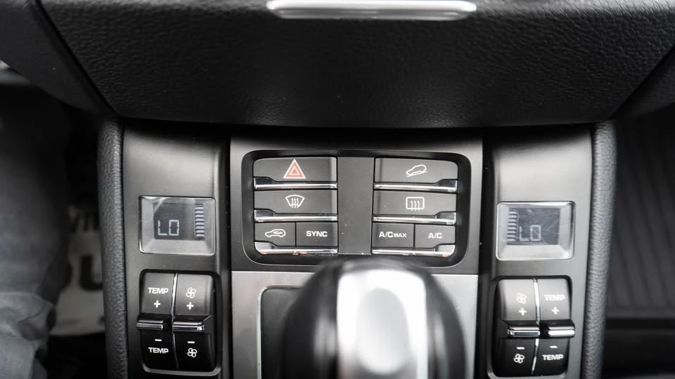 2017 Porsche Macan S - Image 12 of 20