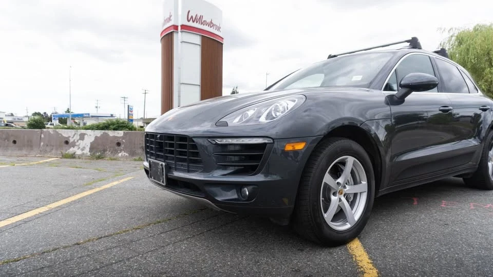 2017 Porsche Macan S - Image 2 of 20