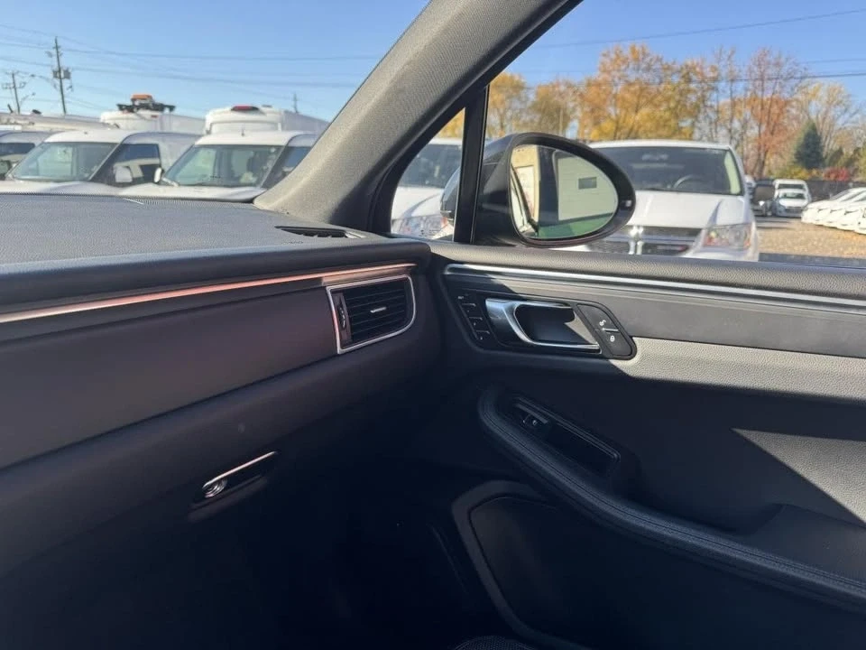 2017 Porsche Macan - Image 20 of 20