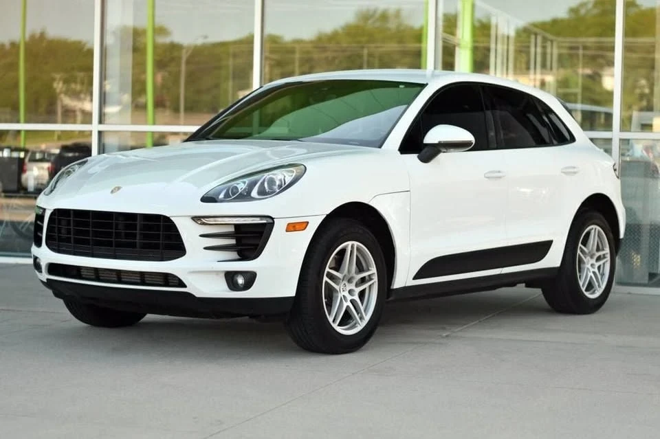 2017 Porsche Macan - Image 3 of 20