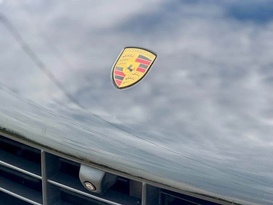 2017 Porsche Macan - Image 16 of 20