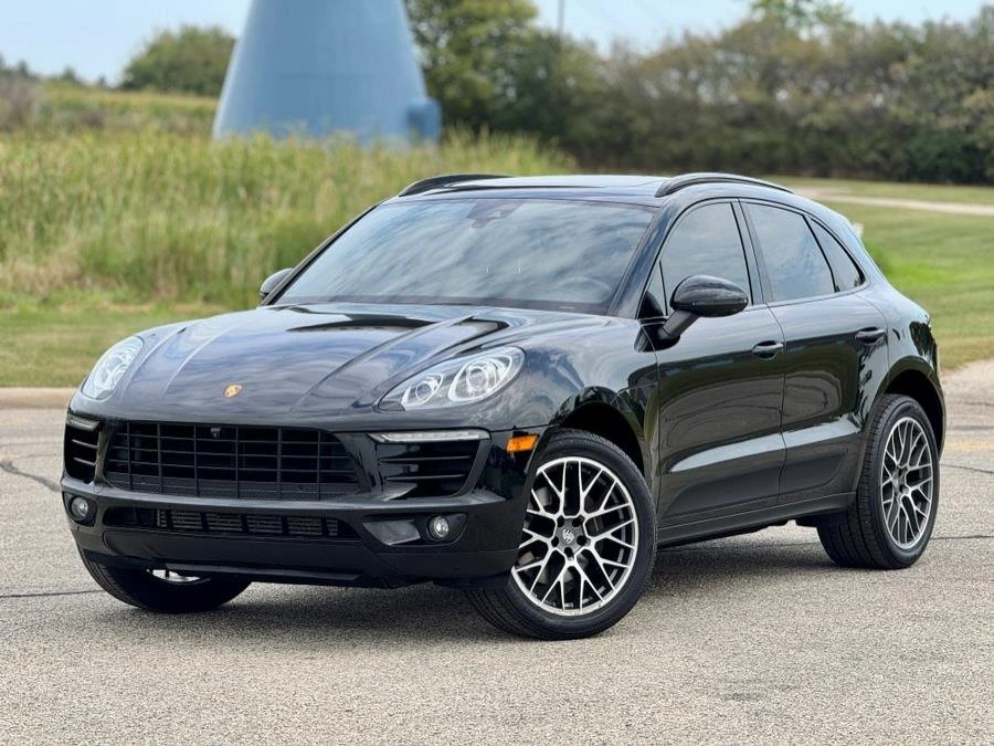 2017 Porsche Macan - Image 2 of 20